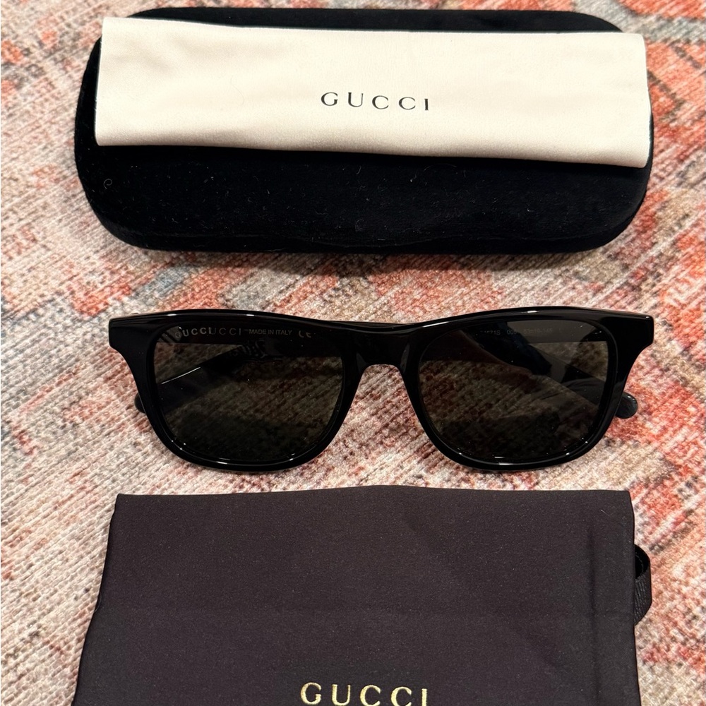 Gucci Black Sunglasses with Dark Lenses